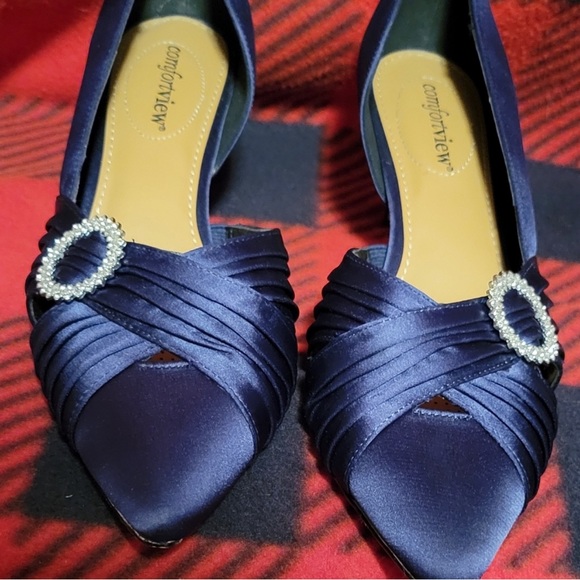 Comfort View Blue Satin D’ Orsay Pumps Size 8.5 Wide - Picture 2 of 7